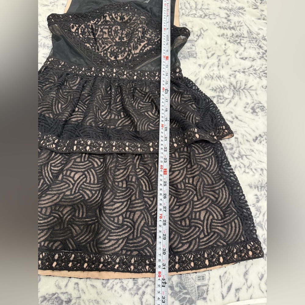 BCBG MAXAZRIA “Joselyn” Black Lace Mesh Cocktail Dress Size 6 NWT $368 - Picture 14 of 15